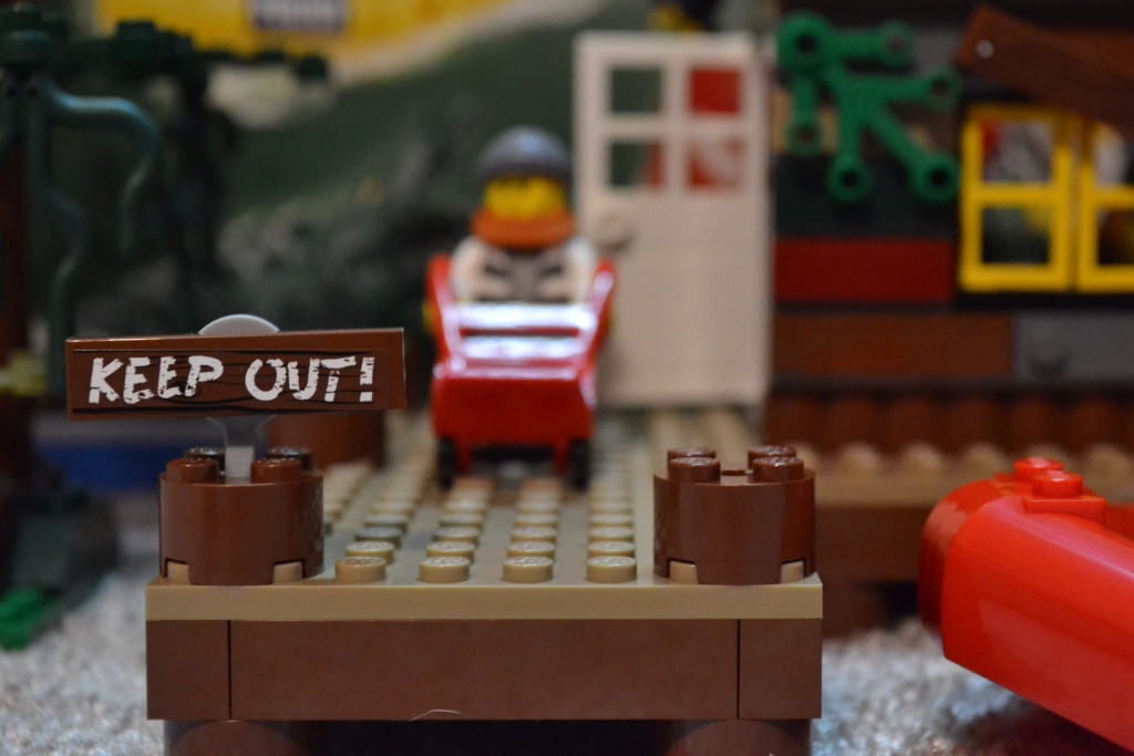 Lego City 60068 - keep out!