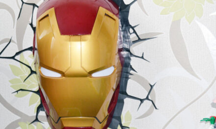 Iron Man závěsná LED lampička MARVEL